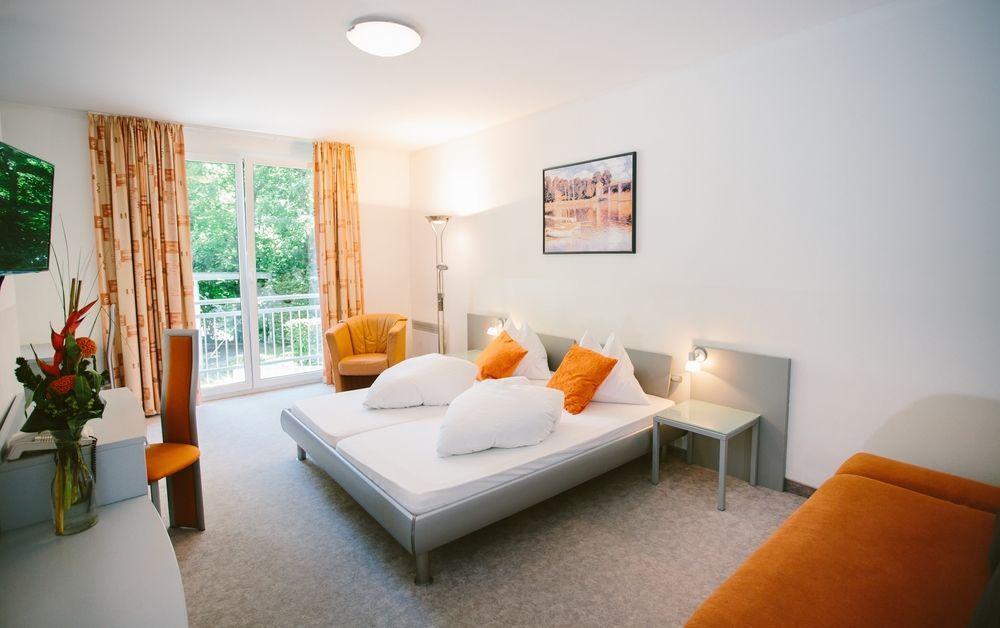 Ferienhotel Woerthersee เพิร์ทชาค อัม เวิร์ทเทอร์ซี ภายนอก รูปภาพ