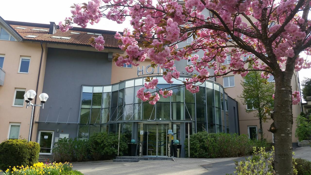 Ferienhotel Woerthersee เพิร์ทชาค อัม เวิร์ทเทอร์ซี ภายนอก รูปภาพ