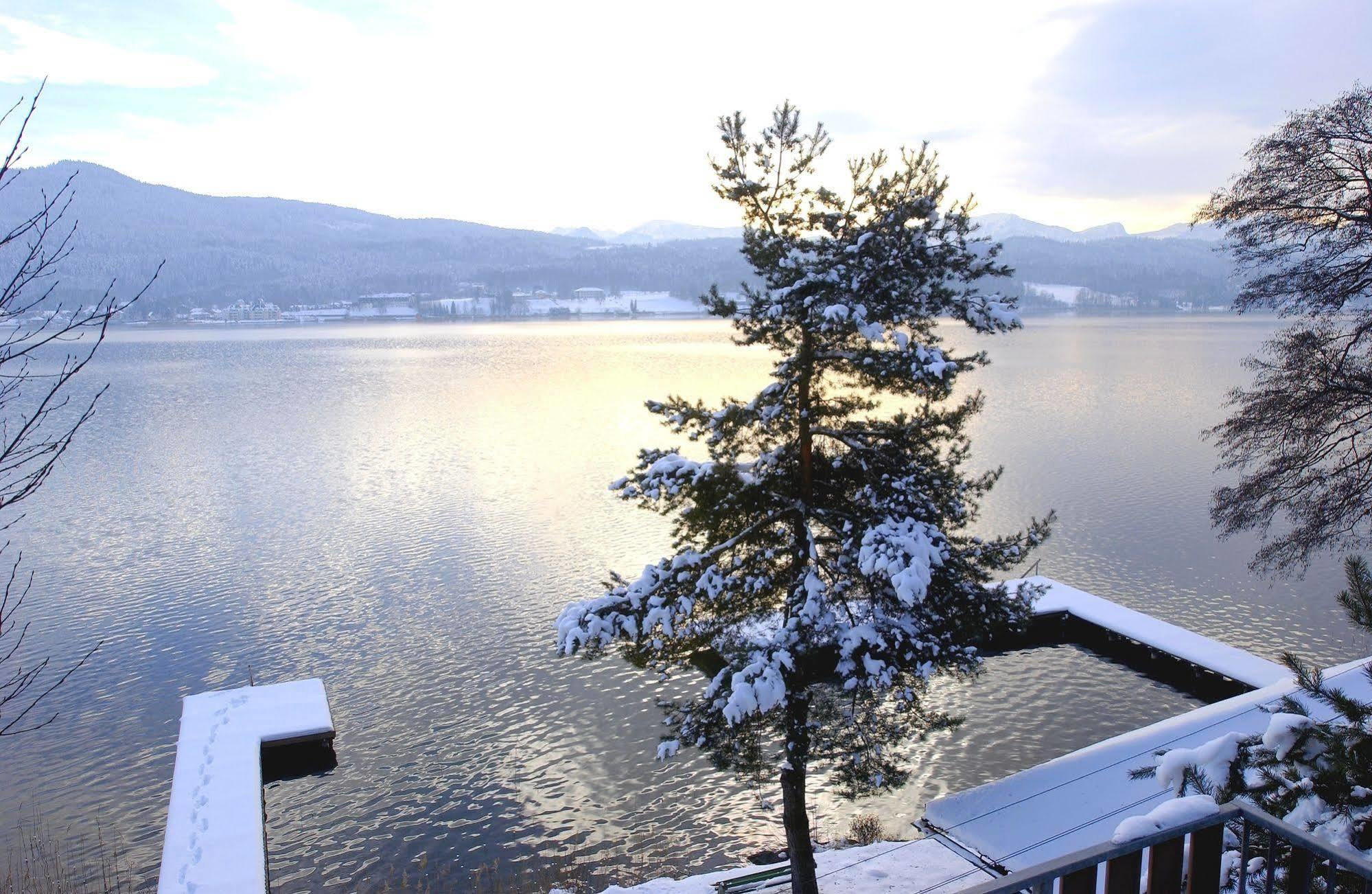 Ferienhotel Woerthersee เพิร์ทชาค อัม เวิร์ทเทอร์ซี ภายนอก รูปภาพ