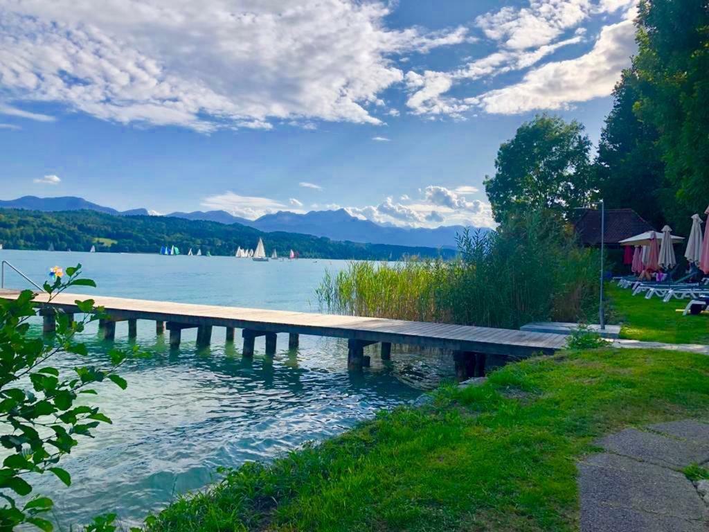 Ferienhotel Woerthersee เพิร์ทชาค อัม เวิร์ทเทอร์ซี ภายนอก รูปภาพ